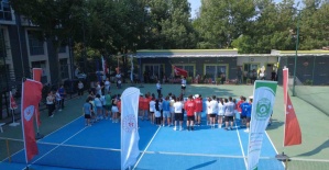 Demirci, ANALİG Tenis Turnuvasına ev sahipliği yapıyor