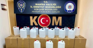 Kaçak içki operasyonunda 1 tonun üzerinde etil alkol ele geçirildi