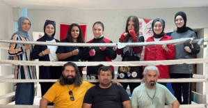 Kuruluş Osman oyuncuları Manisa Muaythai Eğitim Merkezi’ni ziyaret etti