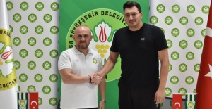 Manisa BBSK, Berkin Tabih ile 3 Yıllık Sözleşme İmzaladı  