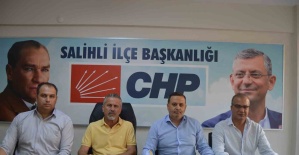 Salihli CHP’de istifa şoku: İlçe başkanı adaylıktan da çekilip istifa etti