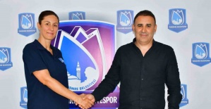 Yunusemre Belediyespor Voleybol Kadın Takımının başına Seda Çarıkçı getirildi