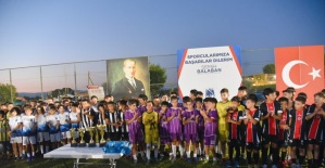 Zafer Bayramı coşkusu futbol turnuvasıyla taçlandı