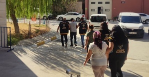Manisa’da 3 firari şahıs aynı evde yakalandı