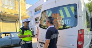 Okulun ilk gününde servislere sıkı denetim