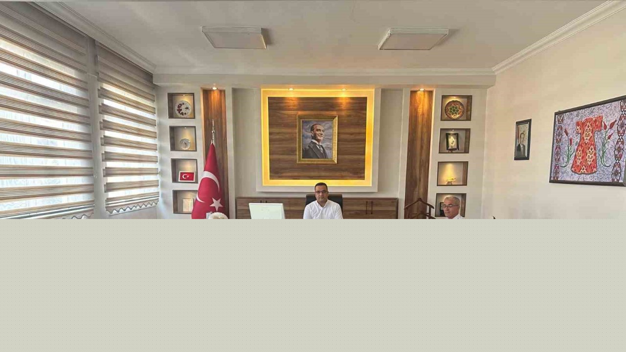 Vefat eden müdürlerinin adının yaşatılması için harekete geçtiler