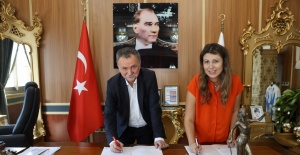 Yunusemre Belediyesi personeline avantajlı dil kursu