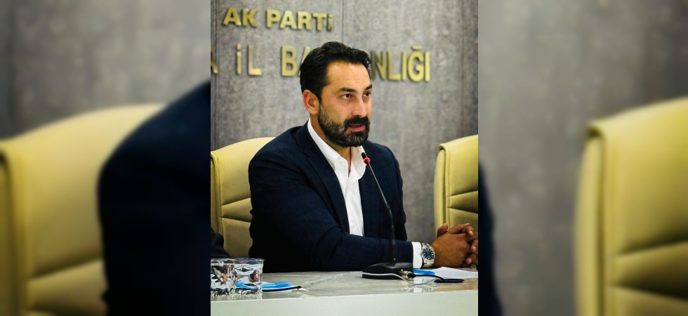 AK Parti’li Mücahit Arınç’tan CHP İl Başkanı Özalper’e tebrik