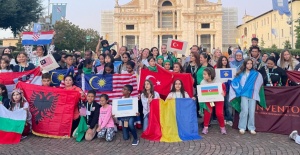 bHIPPO Dil Olimpiyatlarında Dünya.../b