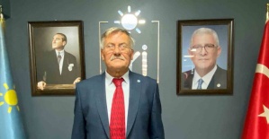 İYİ Parti Alaşehir’de Başkan Ulutaş güven tazeledi
