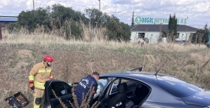 Kula’da otomobil tıra arkadan çarptı:1 yaralı