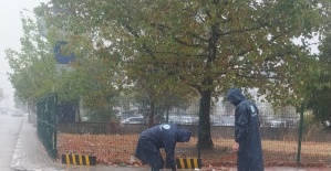 Manisa Büyükşehir ve MASKİ ekipleri yağmur için sahada