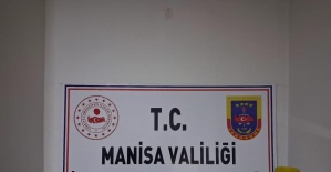 Manisa’da 320 gram esrar ve 10 litre kaçak alkol ele geçirildi