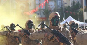 Manisa’da jandarmanın tüfekli gösterisi nefesleri kesti