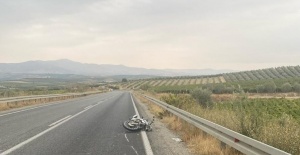 Manisa’da motosiklet kazası: 21 yaşındaki sürücü ağır yaralı
