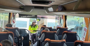 Manisa’da otobüslerde emniyet kemeri denetimi