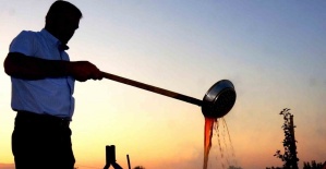 Sarıgöl’de pekmez köpüğü geleneği yaşatılıyor