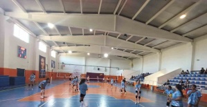 Sarıgöllü kızlar lige mağlubiyetle başladı