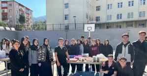 Soma Ali Uzunoğlu Lisesi’nden Gazze’ye yardım eli