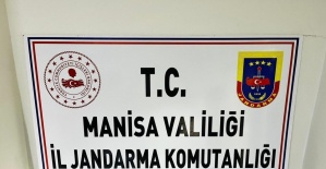 Üzüm bağına saklanan şüpheliden uyuşturucu çıktı
