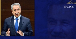 Bülent Arınç, "Siyaset Yolculuğum" Dersleriyle Tecrübelerini Aktarıyor