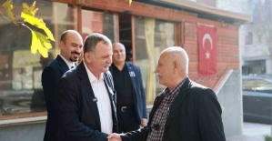 Başkan Balaban Yenimahalle’de esnafı dinledi