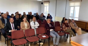 Kamu çalışanları ve muhtarlara afet eğitimi verildi