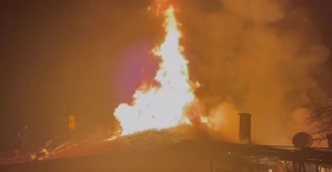 Kula’da gece saatlerinde yangın paniği