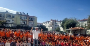 Miniklere kahkaha ve kültür şöleni