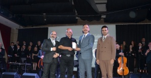 bÖğretmenlere Özel Sanat Dolu Gece/b