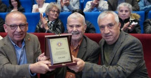 Turgutlu’da Efsane Başkanın Yaşamı İzleyiciyle Buluştu (GÖRÜNTÜLÜ)