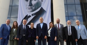 bTÜRKİYE EĞİTİM REFORMU MANİSADA.../b