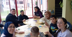 3 ARALIK DÜNYA ENGELLİLER GÜNÜNDE SİNEMA VE SANATLA OTİZME DİKKAT ÇEKİLDİ