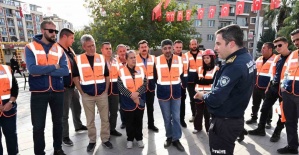 bManisada Mahalle afet gönüllüleri.../b