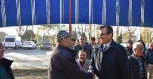 Salihli Kaymakamı Güldoğan Sarıpınar’da sorunları dinledi