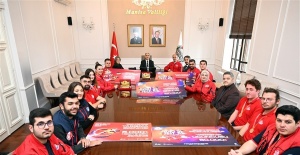 Vali Özkan, TEKNOFEST takımını tebrik etti