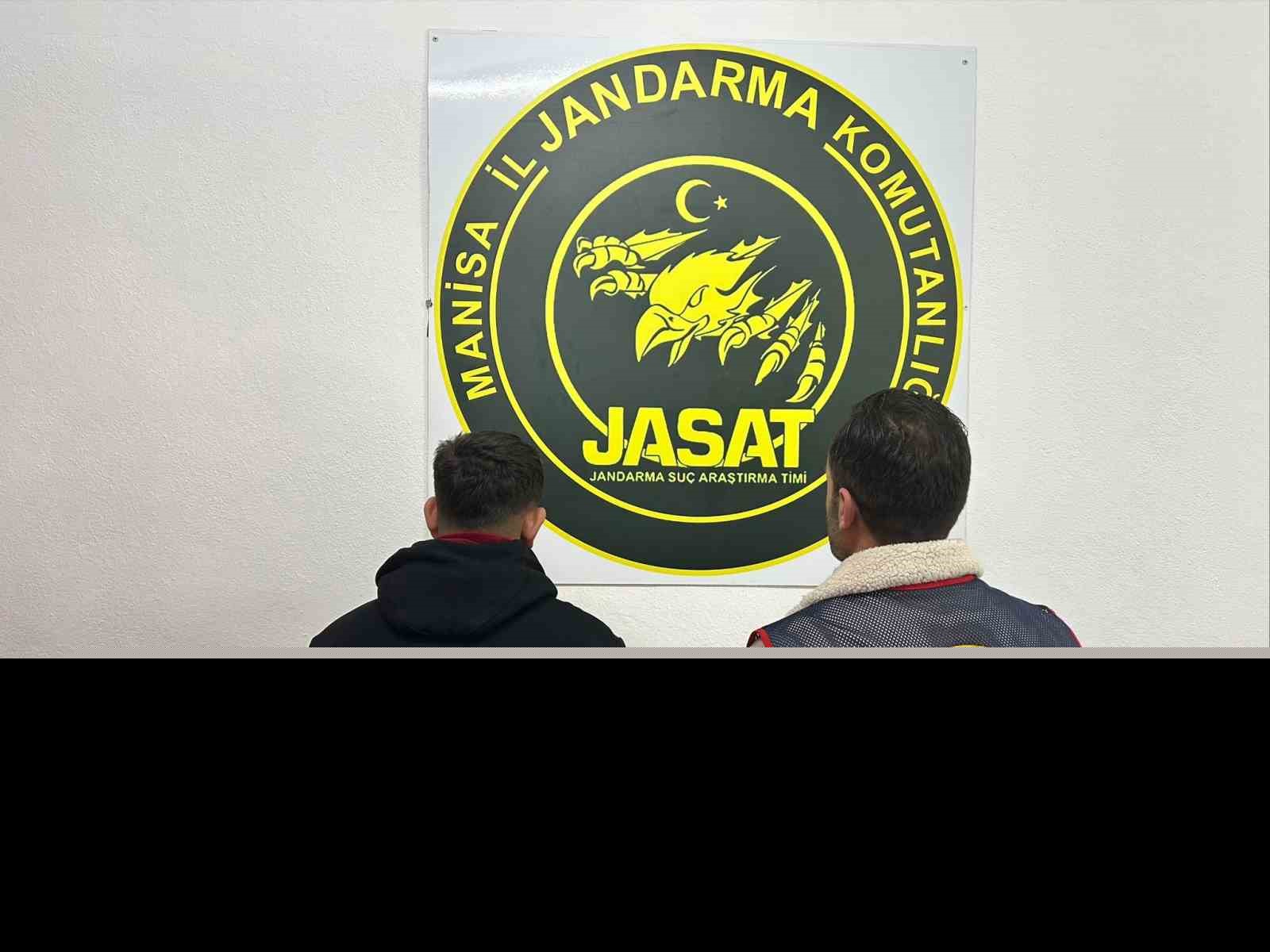 Manisa’da 66 yıl 4 ay hapis cezasıyla aranan 18 yaşındaki şahıs yakalandı