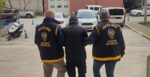 Manisa’da 7 ayrı suçtan aranan firari kıskıvrak yakalandı