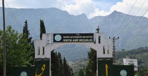 bManisada tek kişilik mezar yeri.../b