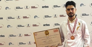 Manisalı Şef Murat Çakar’dan Antalya’da çifte madalya