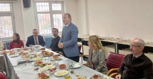 Yunusemre İlçe Milli Eğitim Müdürü Demirtaş’tan ve Halk Eğitim Merkezi Müdürü Ayşen Oğuz'dan Gazetecilere Anlamlı Mesaj