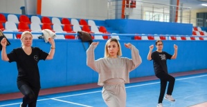 Yunusemre Belediyesinden halk oyunları kursu