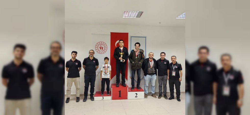 Yunusemreli satranççı Enes Kaya’dan Eskişehir’de namağlup şampiyonluk