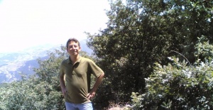 Halı sahada kalp krizi geçiren öğretmen hayatını kaybetti