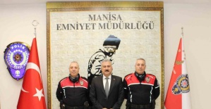Manisa’nın ikiz polisleri emekliye ayrıldı