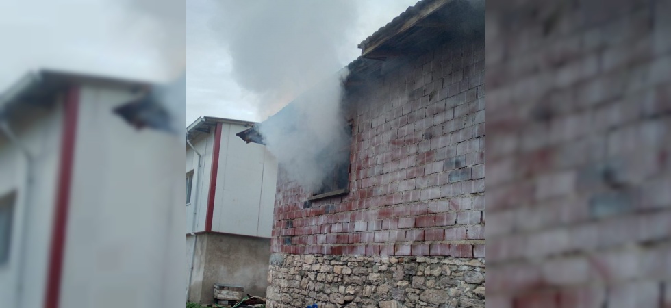 Selendi’de bir yıllık emek dakikalar içinde kül oldu