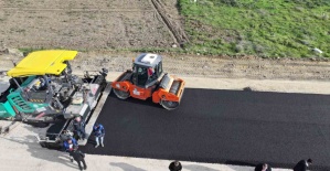 Yeni tesisin ilk asfaltı Hacıbektaşlı’nın yollarıyla buluştu