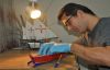 Fabrika İşçisi Sanat İçin Evini Atölyeye Çevirdi