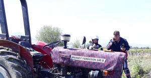 Kullandığı Traktörün Altında Kalan Çiftçi Hayatını Kaybetti
