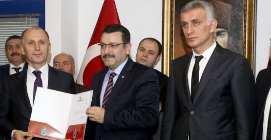 Trabzonsor'un yeni başkan Usta mazbatasını aldı